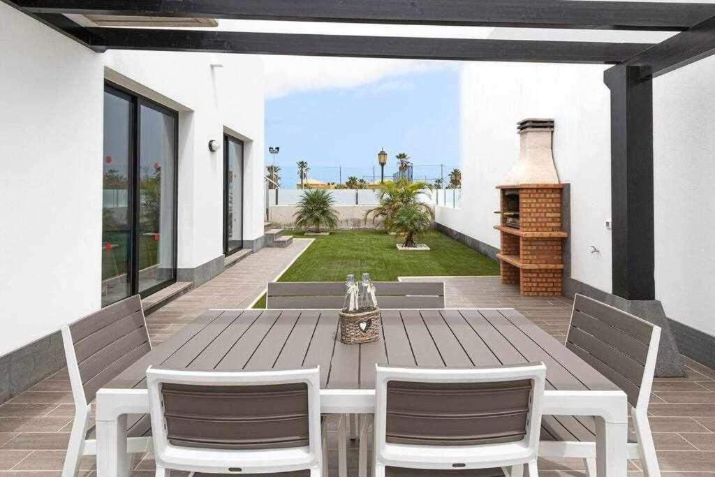 Seven Dreams Villas Corralejo Room photo